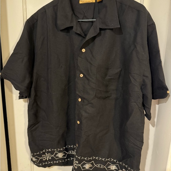 The Havanera Co Black Casual Button Down Shirt with Decorative Hem - Picture 4 of 5